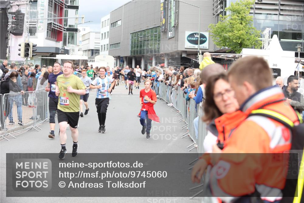 12.06.2026 - Holstenköstenlauf Andreas Tolksdorf http://msf.ph/oto/9745060 12.06.2026 18:01:44 Laufen 358, 10, 4885, 3732, 46, 265 meine-sportfotos.de