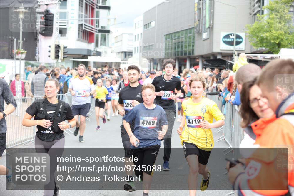 12.06.2026 - Holstenköstenlauf Andreas Tolksdorf http://msf.ph/oto/9745088 12.06.2026 18:02:05 Laufen 3073, 322, 3237, 4769, 4710 meine-sportfotos.de