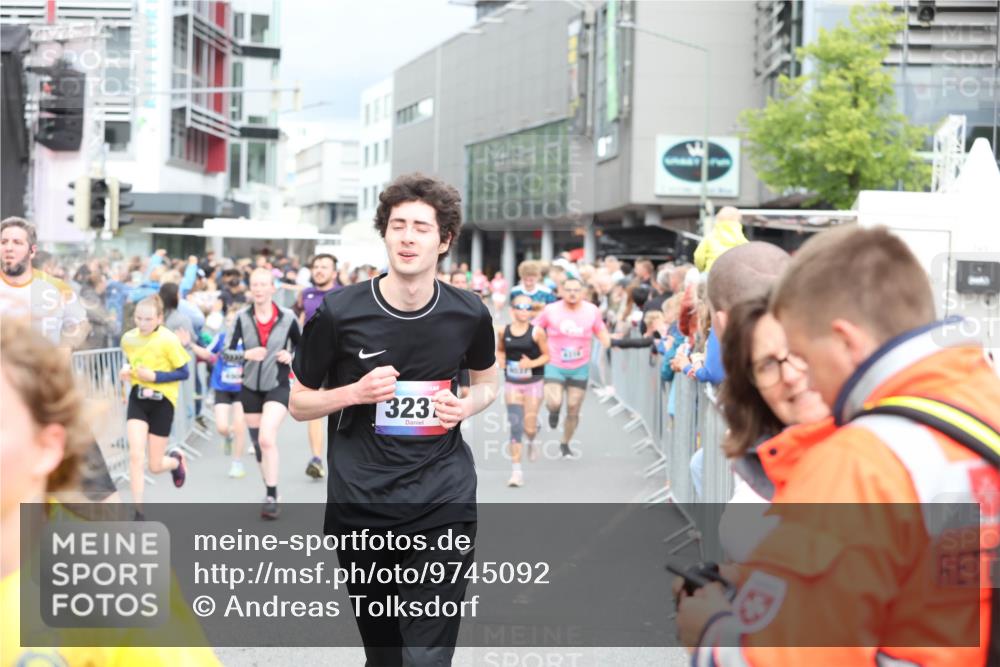 12.06.2026 - Holstenköstenlauf Andreas Tolksdorf http://msf.ph/oto/9745092 12.06.2026 18:02:06 Laufen 323 meine-sportfotos.de