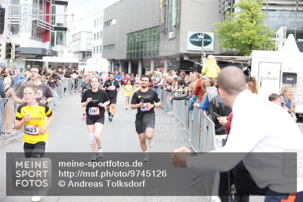 12.06.2026 - Holstenköstenlauf Andreas Tolksdorf http://msf.ph/oto/9745126 12.06.2026 18:02:33 Laufen 4623, 3381, 813, 265 meine-sportfotos.de