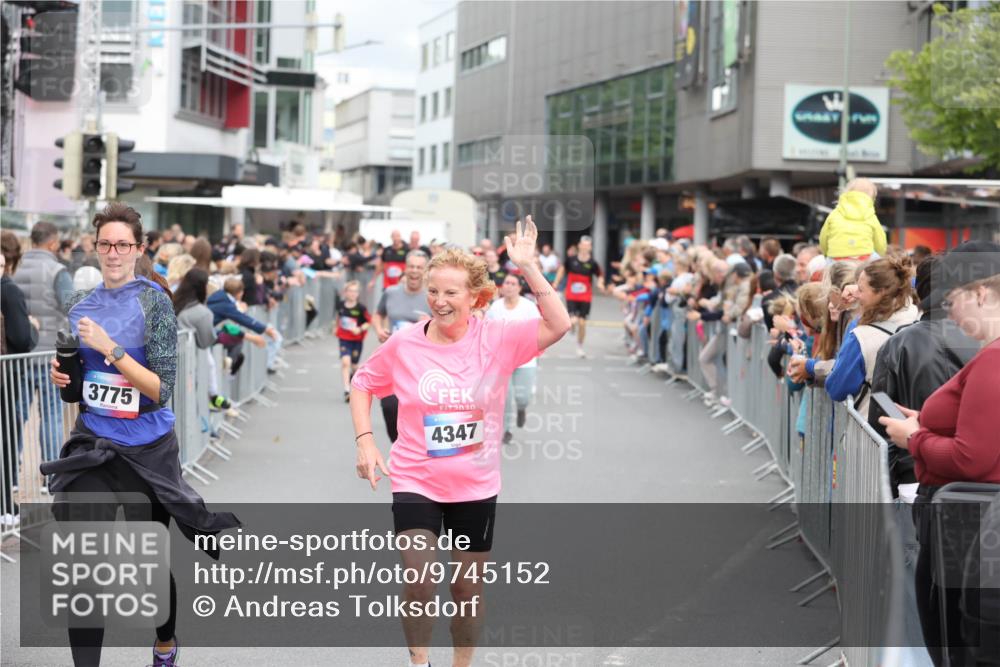 12.06.2026 - Holstenköstenlauf Andreas Tolksdorf http://msf.ph/oto/9745152 12.06.2026 18:02:55 Laufen 3775, 2030, 4347 meine-sportfotos.de