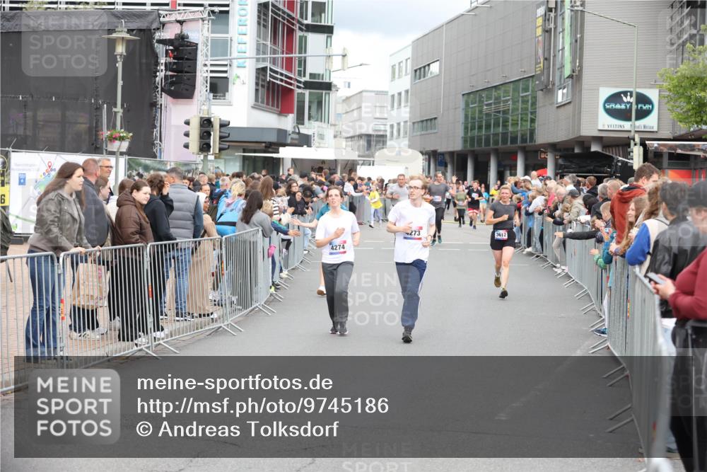12.06.2026 - Holstenköstenlauf Andreas Tolksdorf http://msf.ph/oto/9745186 12.06.2026 18:03:23 Laufen 6, 7, 202, 4274, 273, 3612 meine-sportfotos.de