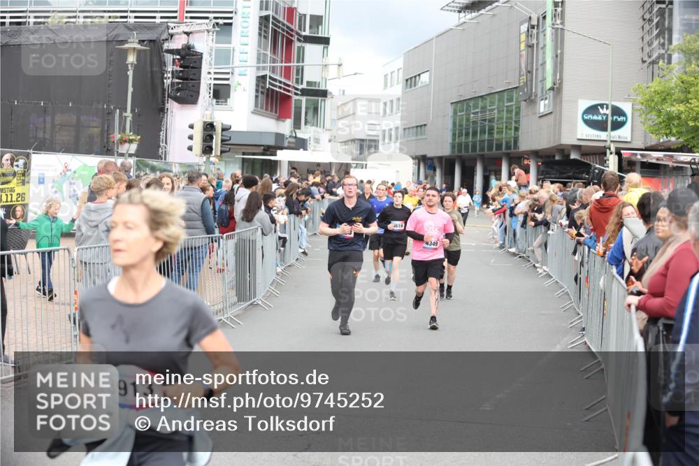 12.06.2026 - Holstenköstenlauf Andreas Tolksdorf http://msf.ph/oto/9745252 12.06.2026 18:04:20 Laufen 11, 26, 3913, 4349 meine-sportfotos.de