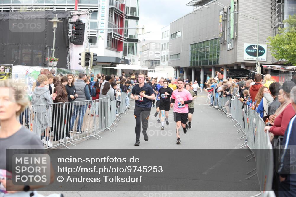 12.06.2026 - Holstenköstenlauf Andreas Tolksdorf http://msf.ph/oto/9745253 12.06.2026 18:04:20 Laufen  meine-sportfotos.de