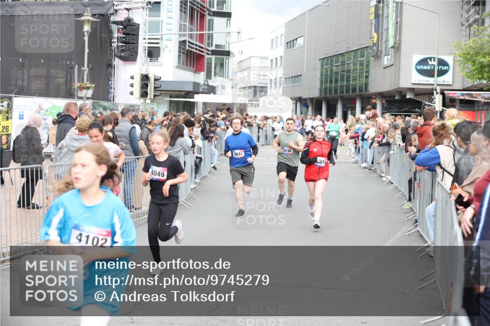 12.06.2026 - Holstenköstenlauf Andreas Tolksdorf http://msf.ph/oto/9745279 12.06.2026 18:04:47 Laufen 26, 00, 000, 4102, 4049, 3641, 3736, 674 meine-sportfotos.de