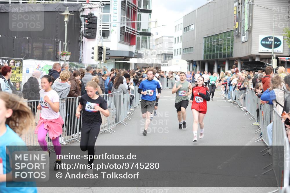 12.06.2026 - Holstenköstenlauf Andreas Tolksdorf http://msf.ph/oto/9745280 12.06.2026 18:04:47 Laufen 11, 26, 4872, 404, 3641, 3736, 3674 meine-sportfotos.de