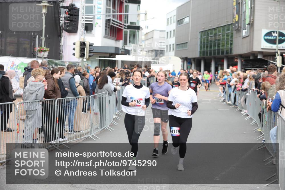 12.06.2026 - Holstenköstenlauf Andreas Tolksdorf http://msf.ph/oto/9745290 12.06.2026 18:04:58 Laufen 4, 16, 3808, 4119 meine-sportfotos.de