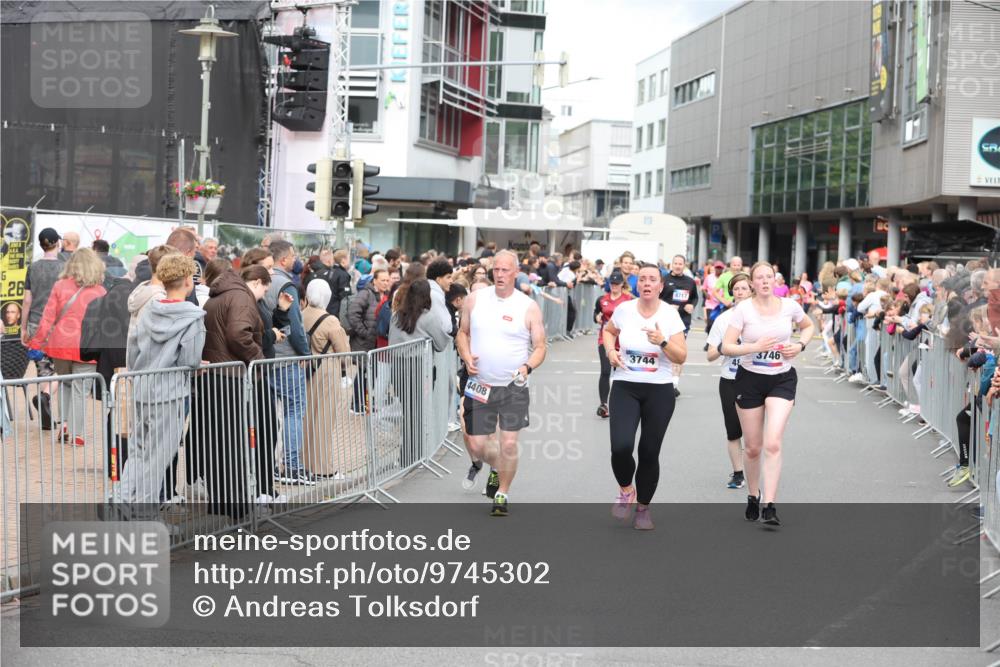 12.06.2026 - Holstenköstenlauf Andreas Tolksdorf http://msf.ph/oto/9745302 12.06.2026 18:05:06 Laufen 1, 26, 4408, 3744, 4717, 3746 meine-sportfotos.de