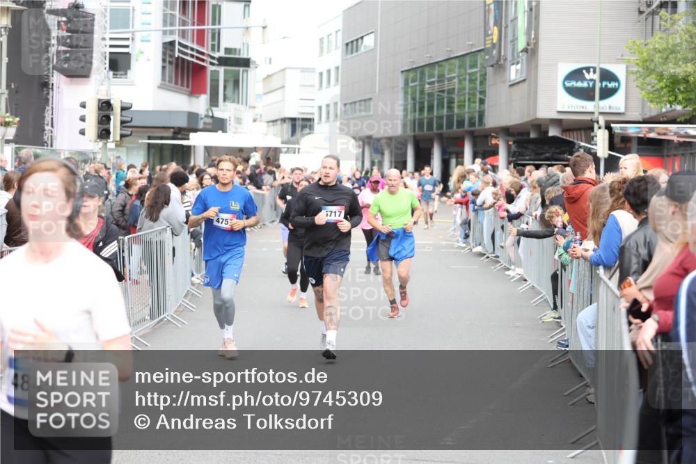 12.06.2026 - Holstenköstenlauf Andreas Tolksdorf http://msf.ph/oto/9745309 12.06.2026 18:05:11 Laufen 4845, 475, 717 meine-sportfotos.de