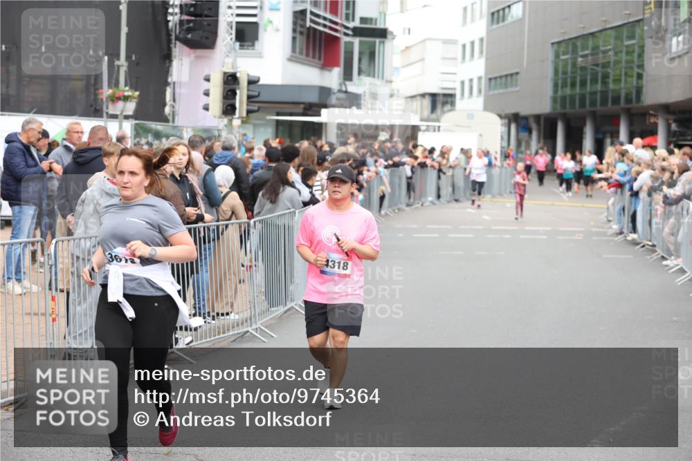 12.06.2026 - Holstenköstenlauf Andreas Tolksdorf http://msf.ph/oto/9745364 12.06.2026 18:06:05 Laufen 4318, 3672 meine-sportfotos.de