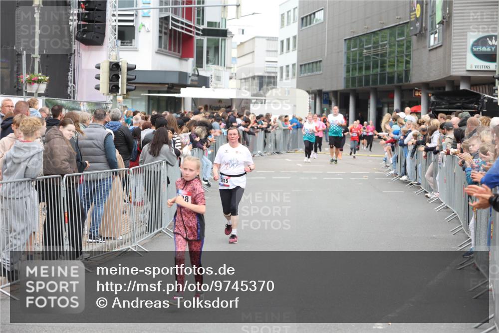 12.06.2026 - Holstenköstenlauf Andreas Tolksdorf http://msf.ph/oto/9745370 12.06.2026 18:06:17 Laufen 8, 3815 meine-sportfotos.de
