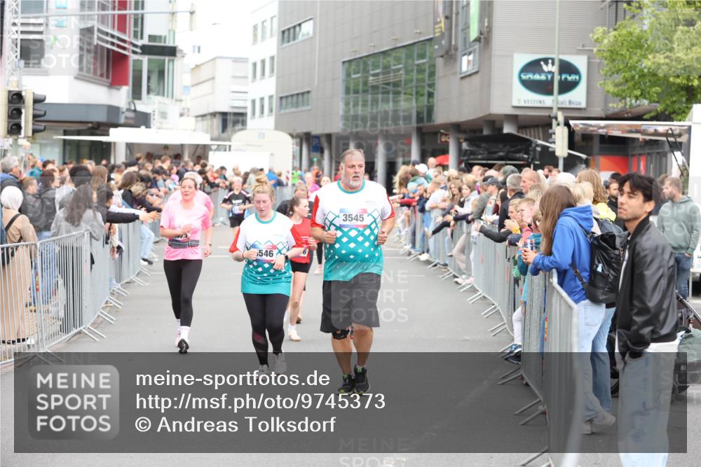 12.06.2026 - Holstenköstenlauf Andreas Tolksdorf http://msf.ph/oto/9745373 12.06.2026 18:06:29 Laufen 546, 3545 meine-sportfotos.de