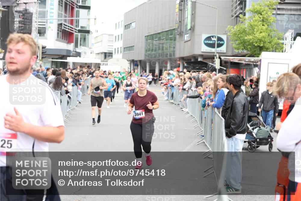 12.06.2026 - Holstenköstenlauf Andreas Tolksdorf http://msf.ph/oto/9745418 12.06.2026 18:07:10 Laufen 25, 3941 meine-sportfotos.de