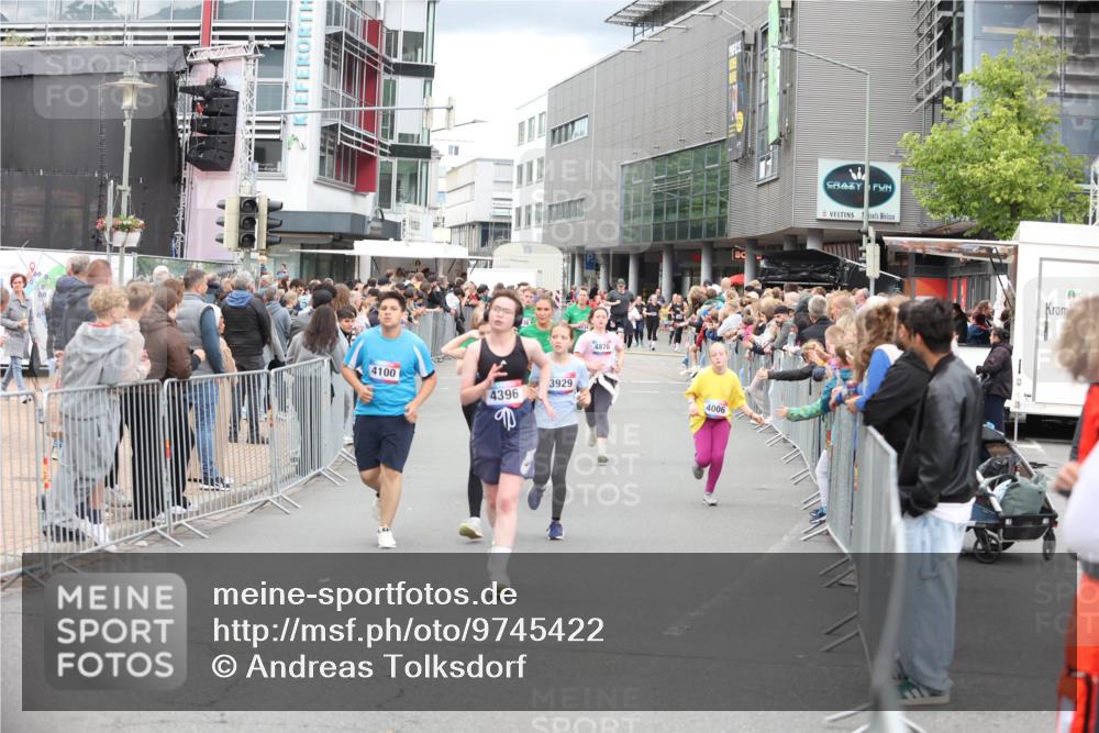 12.06.2026 - Holstenköstenlauf Andreas Tolksdorf http://msf.ph/oto/9745422 12.06.2026 18:07:16 Laufen 4100, 4396, 3929, 4870, 4006 meine-sportfotos.de