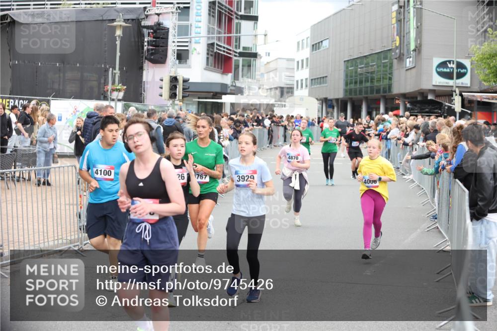 12.06.2026 - Holstenköstenlauf Andreas Tolksdorf http://msf.ph/oto/9745426 12.06.2026 18:07:19 Laufen 4100, 26, 767, 3929, 4870, 4105, 4000 meine-sportfotos.de