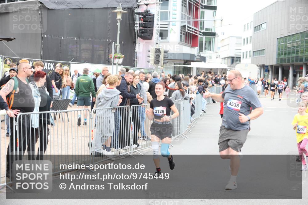 12.06.2026 - Holstenköstenlauf Andreas Tolksdorf http://msf.ph/oto/9745449 12.06.2026 18:07:42 Laufen 3129, 4538, 4001 meine-sportfotos.de