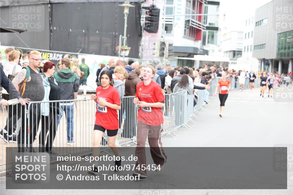 12.06.2026 - Holstenköstenlauf Andreas Tolksdorf http://msf.ph/oto/9745454 12.06.2026 18:07:47 Laufen 3981, 83 meine-sportfotos.de