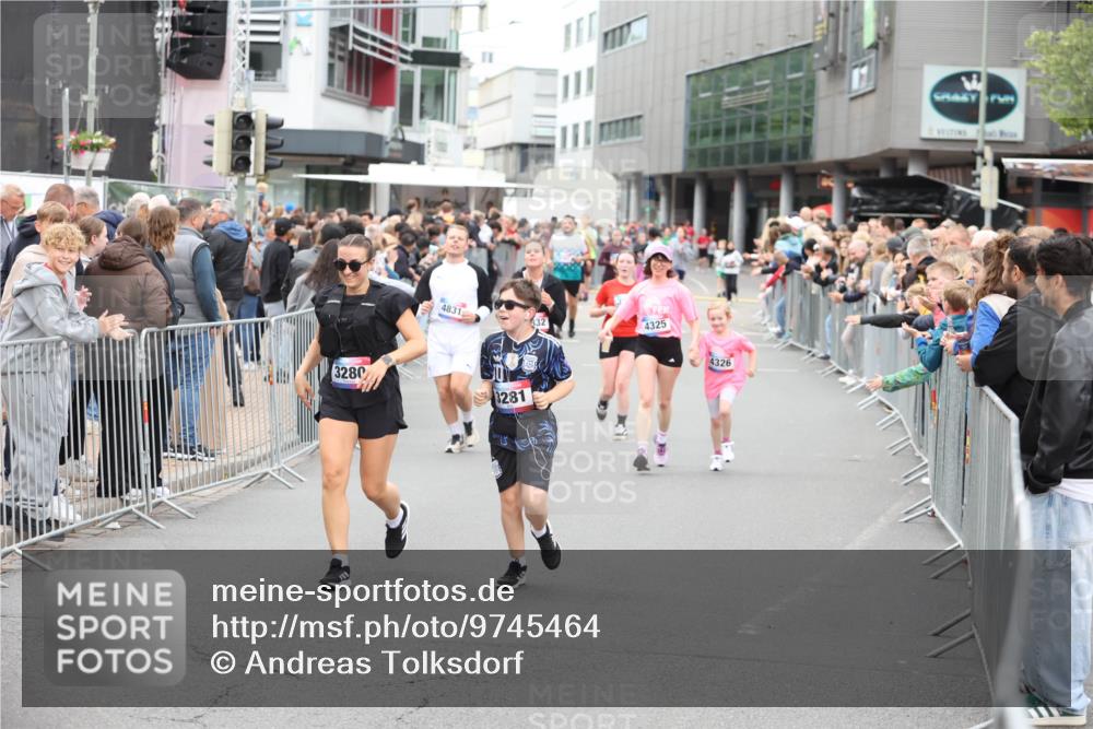 12.06.2026 - Holstenköstenlauf Andreas Tolksdorf http://msf.ph/oto/9745464 12.06.2026 18:07:58 Laufen 3280, 4831, 3281, 4325, 4326 meine-sportfotos.de