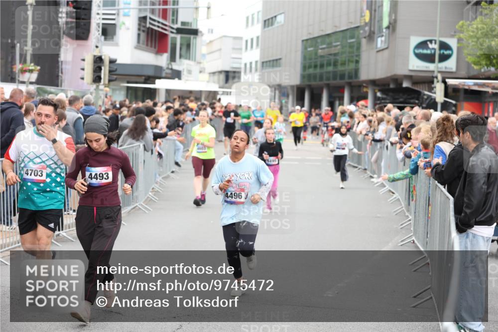12.06.2026 - Holstenköstenlauf Andreas Tolksdorf http://msf.ph/oto/9745472 12.06.2026 18:08:09 Laufen 4703, 4493, 4603, 4496, 495 meine-sportfotos.de