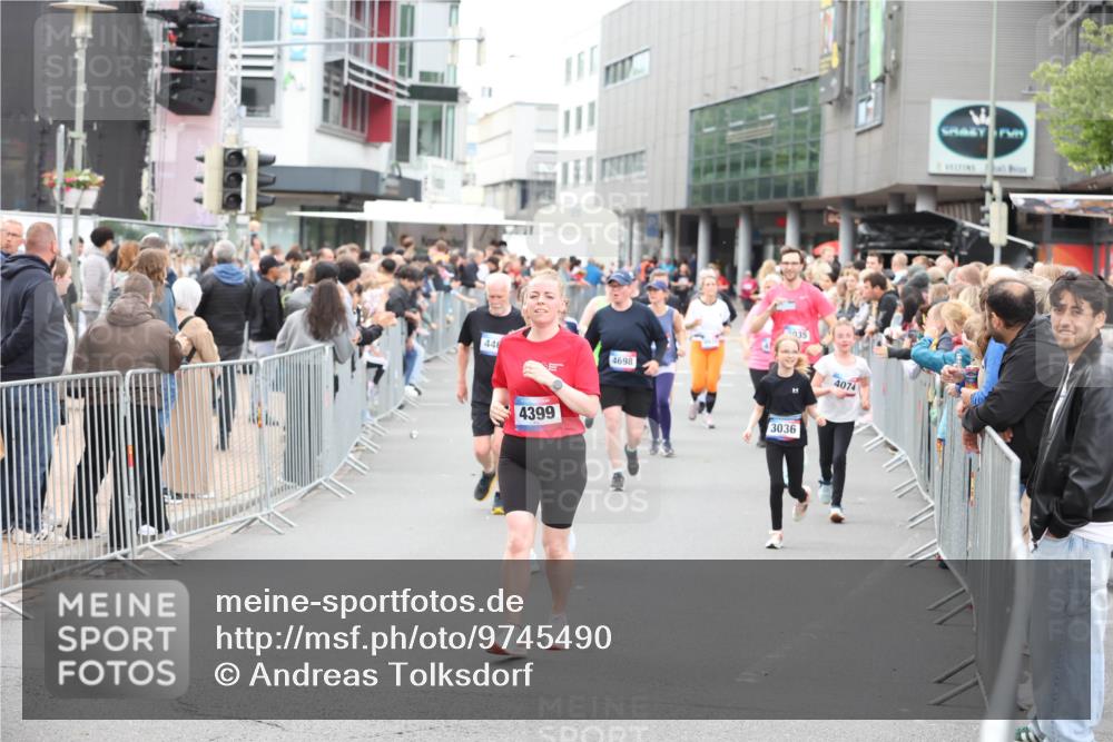 12.06.2026 - Holstenköstenlauf Andreas Tolksdorf http://msf.ph/oto/9745490 12.06.2026 18:08:34 Laufen 446, 4399, 4698, 035, 4074, 3036 meine-sportfotos.de