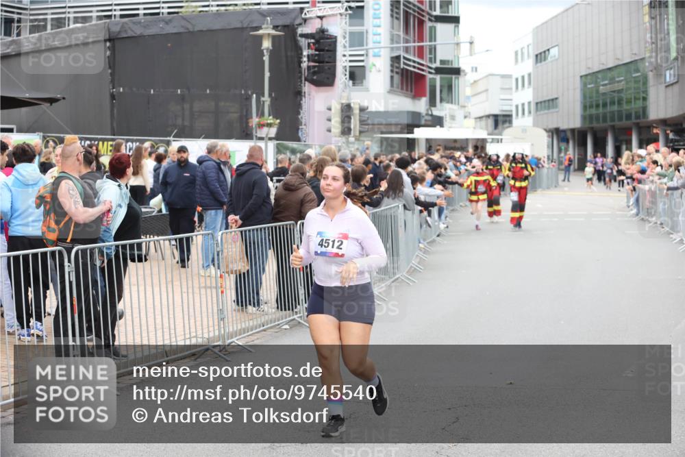 12.06.2026 - Holstenköstenlauf Andreas Tolksdorf http://msf.ph/oto/9745540 12.06.2026 18:09:53 Laufen 4512, 11 meine-sportfotos.de