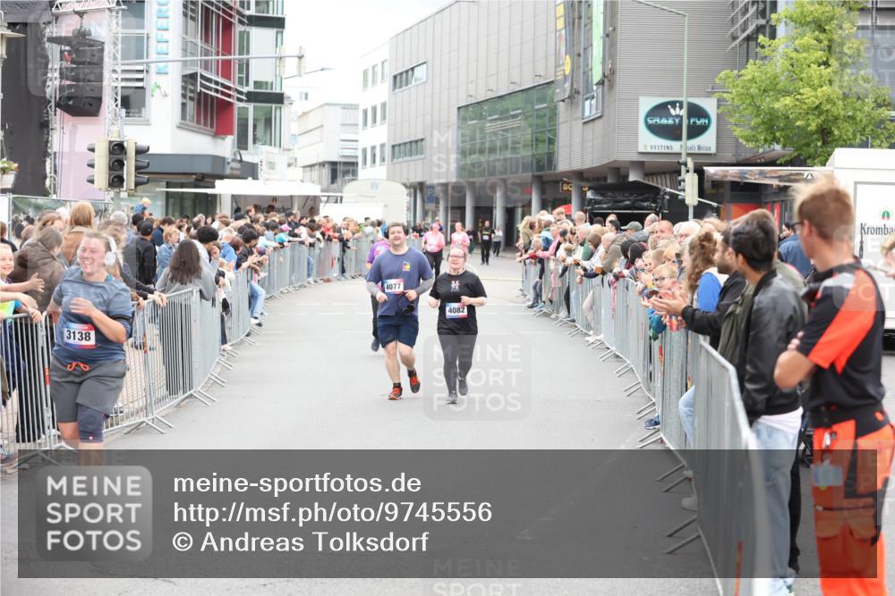 12.06.2026 - Holstenköstenlauf Andreas Tolksdorf http://msf.ph/oto/9745556 12.06.2026 18:10:20 Laufen 3138, 4077, 4082 meine-sportfotos.de