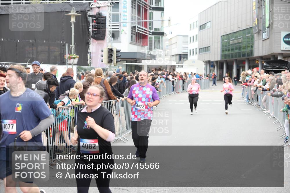 12.06.2026 - Holstenköstenlauf Andreas Tolksdorf http://msf.ph/oto/9745566 12.06.2026 18:10:26 Laufen 4077, 4082, 4472, 03 meine-sportfotos.de