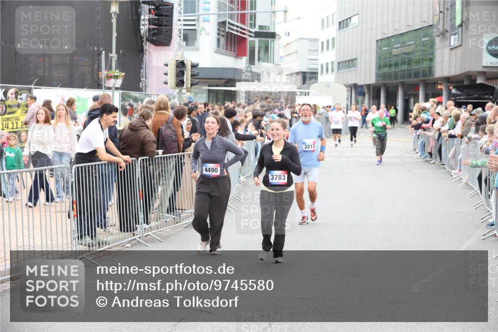 12.06.2026 - Holstenköstenlauf Andreas Tolksdorf http://msf.ph/oto/9745580 12.06.2026 18:11:05 Laufen 14, 11, 26, 4490, 3783, 3313 meine-sportfotos.de