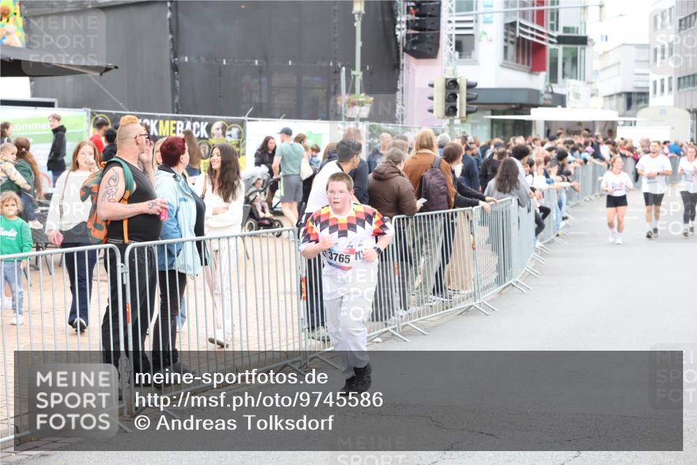 12.06.2026 - Holstenköstenlauf Andreas Tolksdorf http://msf.ph/oto/9745586 12.06.2026 18:11:11 Laufen 3765 meine-sportfotos.de