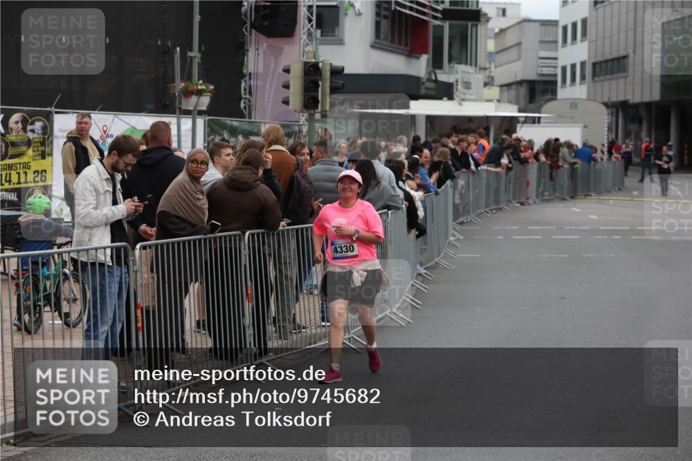 12.06.2026 - Holstenköstenlauf Andreas Tolksdorf http://msf.ph/oto/9745682 12.06.2026 18:14:47 Laufen 14, 11, 26, 4330 meine-sportfotos.de