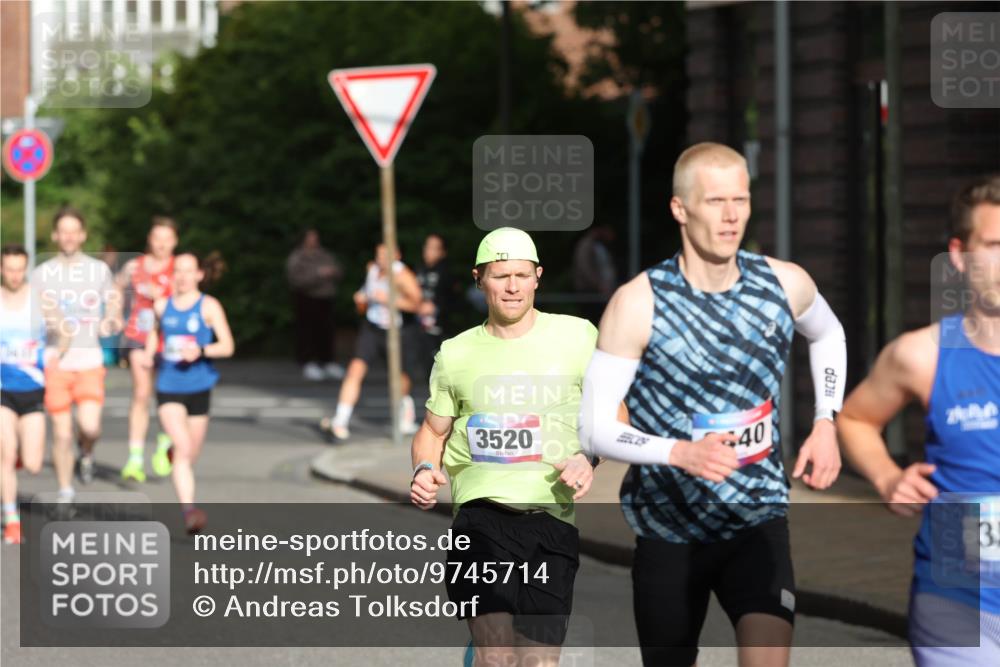 12.06.2026 - Holstenköstenlauf Andreas Tolksdorf http://msf.ph/oto/9745714 12.06.2026 19:07:42 Laufen 3520, 40, 3 meine-sportfotos.de