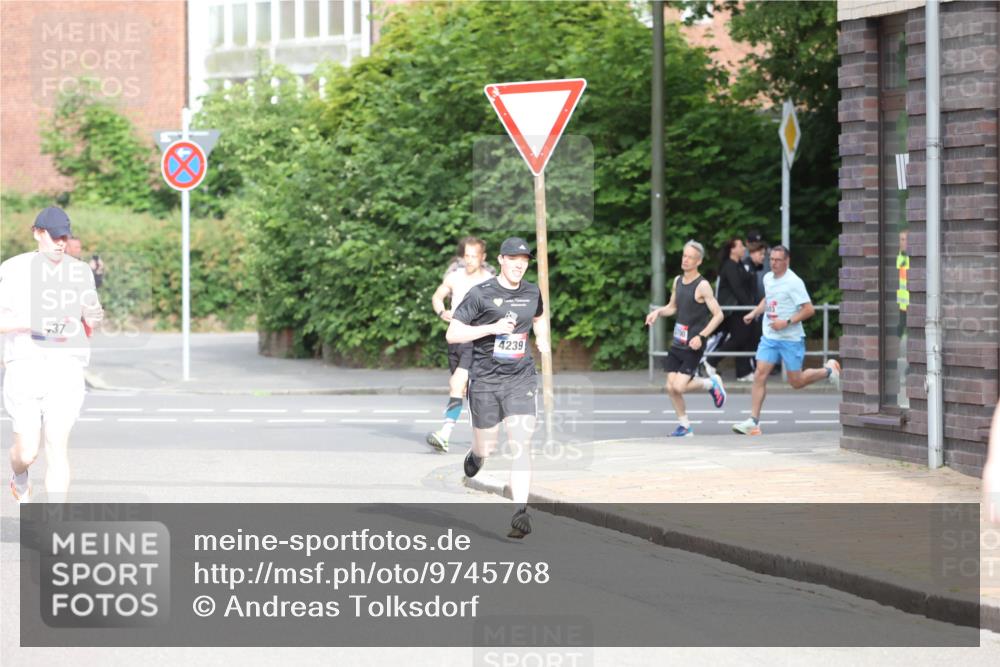 12.06.2026 - Holstenköstenlauf Andreas Tolksdorf http://msf.ph/oto/9745768 12.06.2026 19:08:18 Laufen 37, 4239 meine-sportfotos.de