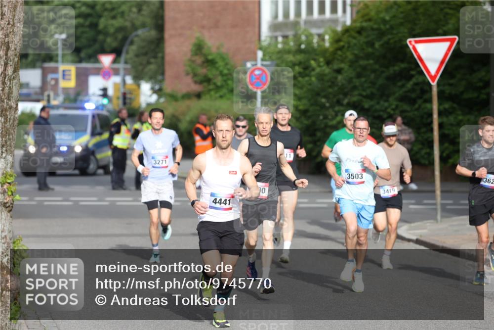 12.06.2026 - Holstenköstenlauf Andreas Tolksdorf http://msf.ph/oto/9745770 12.06.2026 19:08:24 Laufen 3271, 4441, 0, 11, 3503, 3419, 362 meine-sportfotos.de
