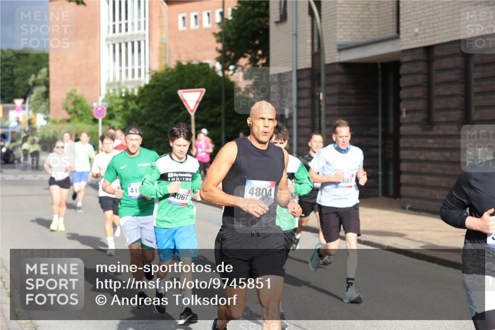 12.06.2026 - Holstenköstenlauf Andreas Tolksdorf http://msf.ph/oto/9745851 12.06.2026 19:09:11 Laufen 410, 043, 21, 1, 20, 85, 4067, 4804, 881 meine-sportfotos.de