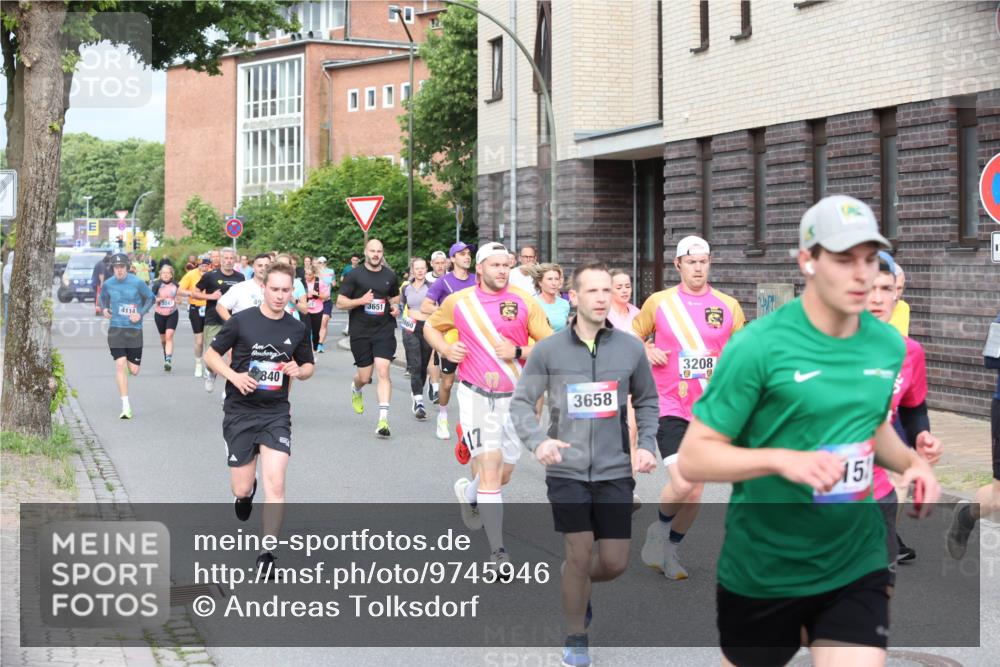 12.06.2026 - Holstenköstenlauf Andreas Tolksdorf http://msf.ph/oto/9745946 12.06.2026 19:10:09 Laufen 4114, 840, 3651, 1860, 17, 3658, 3208, 15 meine-sportfotos.de