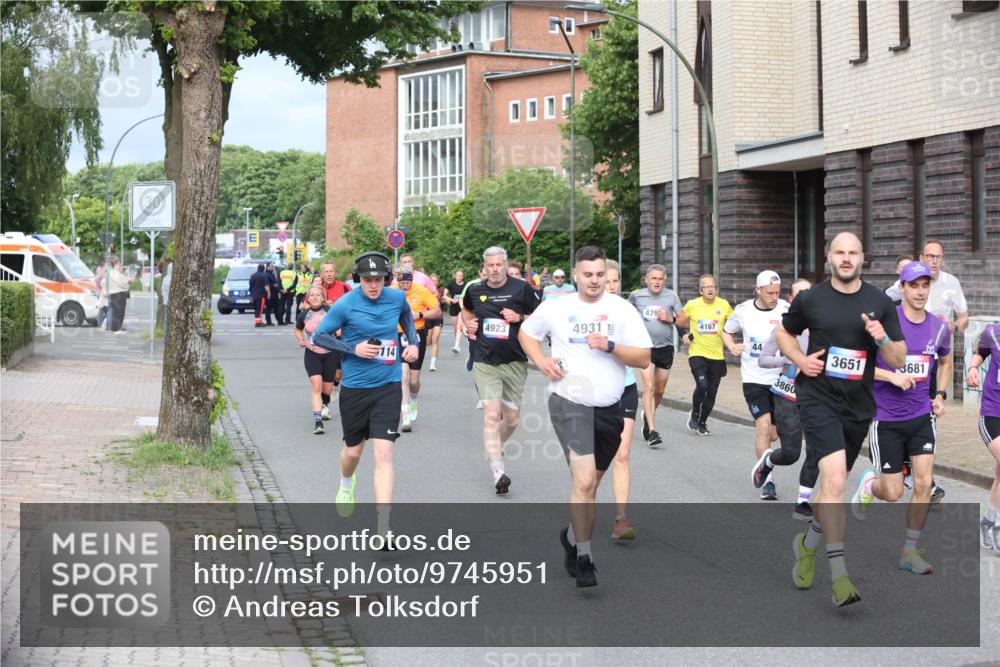 12.06.2026 - Holstenköstenlauf Andreas Tolksdorf http://msf.ph/oto/9745951 12.06.2026 19:10:11 Laufen 114, 479, 4923, 4931, 4167, 44, 3860, 3651, 3681 meine-sportfotos.de