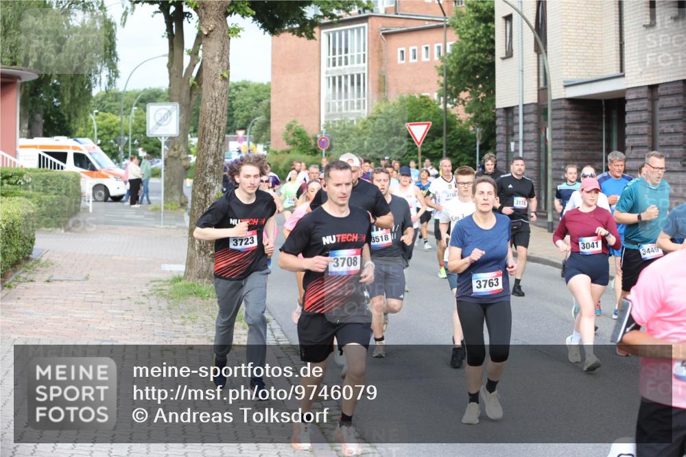 12.06.2026 - Holstenköstenlauf Andreas Tolksdorf http://msf.ph/oto/9746079 12.06.2026 19:11:25 Laufen 3723, 3150, 3178, 3518, 3708, 3763, 3041, 3449 meine-sportfotos.de