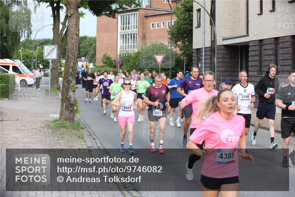 12.06.2026 - Holstenköstenlauf Andreas Tolksdorf http://msf.ph/oto/9746082 12.06.2026 19:11:28 Laufen 4085, 419, 0000, 3423, 3424, 4385, 3150, 4926 meine-sportfotos.de