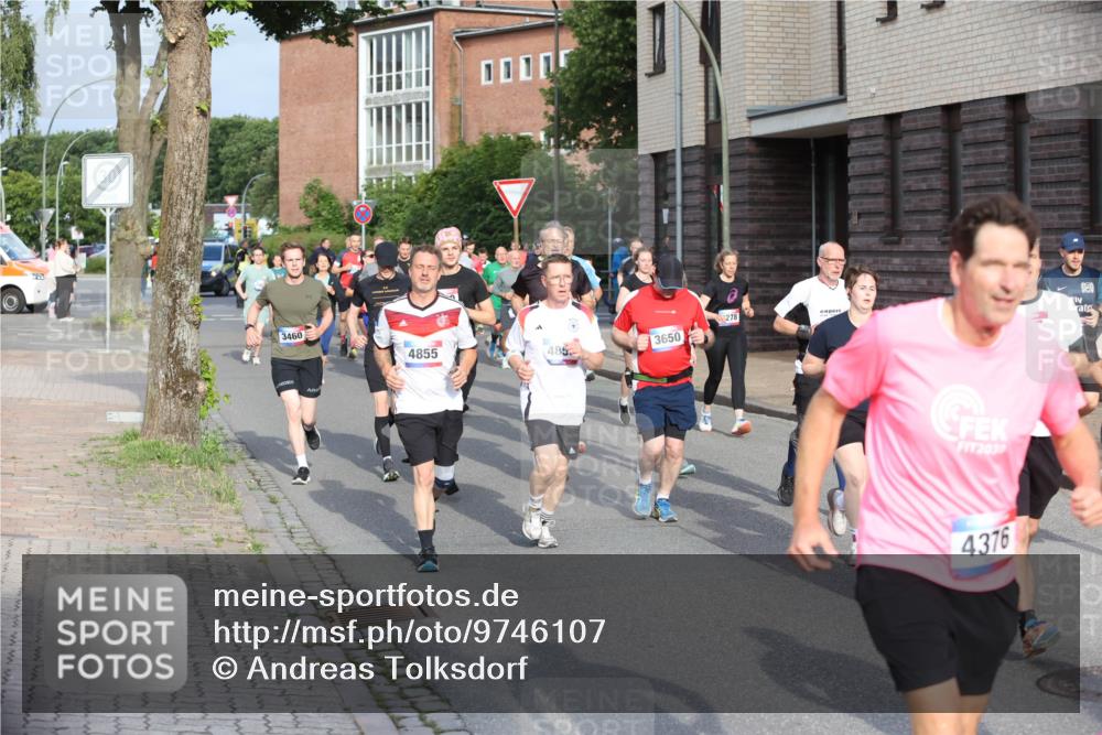 12.06.2026 - Holstenköstenlauf Andreas Tolksdorf http://msf.ph/oto/9746107 12.06.2026 19:11:45 Laufen 3460, 278, 4855, 485, 3650, 2030, 4376 meine-sportfotos.de