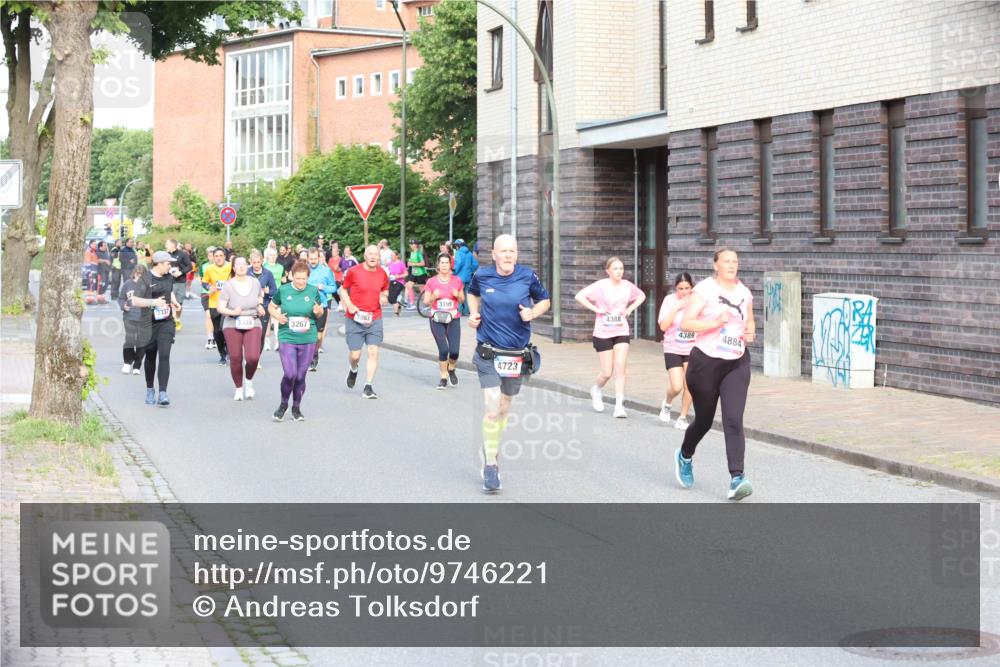 12.06.2026 - Holstenköstenlauf Andreas Tolksdorf http://msf.ph/oto/9746221 12.06.2026 19:13:02 Laufen  meine-sportfotos.de