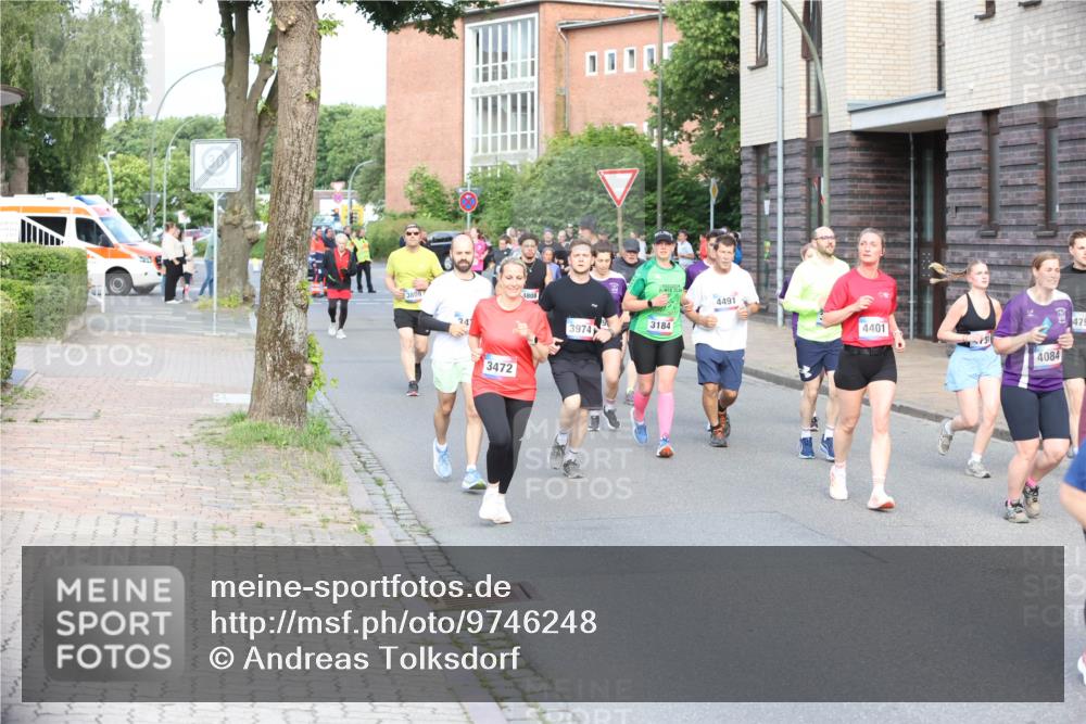 12.06.2026 - Holstenköstenlauf Andreas Tolksdorf http://msf.ph/oto/9746248 12.06.2026 19:13:16 Laufen 24, 3472, 4808, 4491, 3974, 3184, 4401, 4084, 479 meine-sportfotos.de