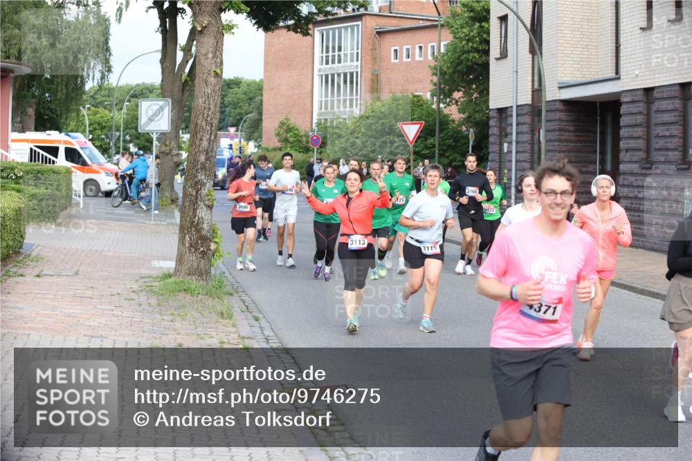 12.06.2026 - Holstenköstenlauf Andreas Tolksdorf http://msf.ph/oto/9746275 12.06.2026 19:13:32 Laufen 3695, 125, 3766, 3113, 3115, 773, 203, 371 meine-sportfotos.de