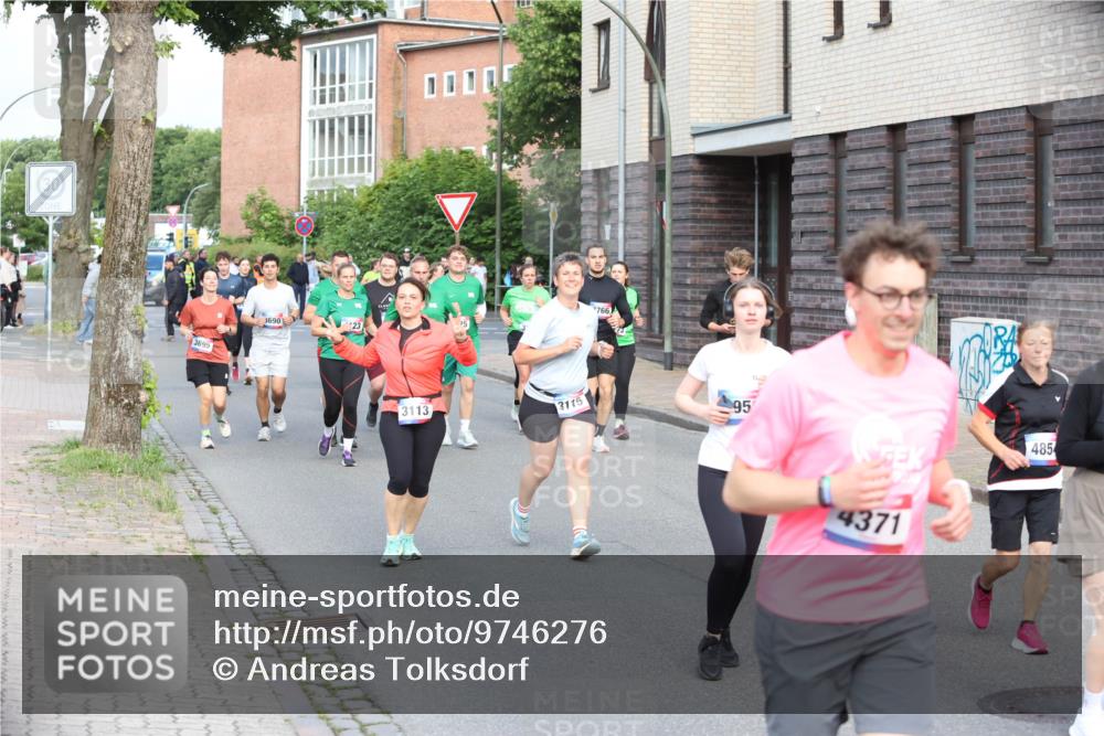 12.06.2026 - Holstenköstenlauf Andreas Tolksdorf http://msf.ph/oto/9746276 12.06.2026 19:13:33 Laufen 3695, 3690, 23, 3113, 766, 3115, 95, 4371, 485 meine-sportfotos.de