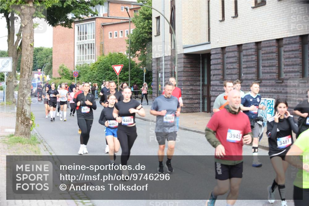 12.06.2026 - Holstenköstenlauf Andreas Tolksdorf http://msf.ph/oto/9746296 12.06.2026 19:13:51 Laufen 13301, 3697, 4467, 4468, 4864, 35, 3, 3945, 3481 meine-sportfotos.de