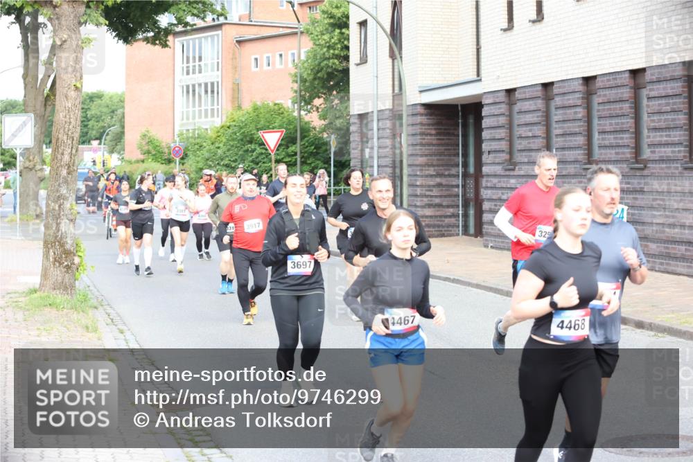 12.06.2026 - Holstenköstenlauf Andreas Tolksdorf http://msf.ph/oto/9746299 12.06.2026 19:13:53 Laufen 331, 3917, 3697, 325, 14467, 4468 meine-sportfotos.de