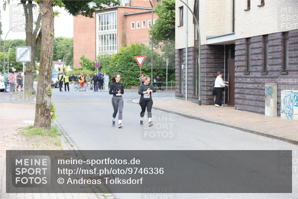 12.06.2026 - Holstenköstenlauf Andreas Tolksdorf http://msf.ph/oto/9746336 12.06.2026 19:14:39 Laufen 4, 3109 meine-sportfotos.de