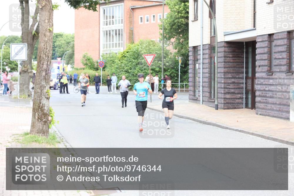 12.06.2026 - Holstenköstenlauf Andreas Tolksdorf http://msf.ph/oto/9746344 12.06.2026 19:15:07 Laufen 3774, 3272 meine-sportfotos.de