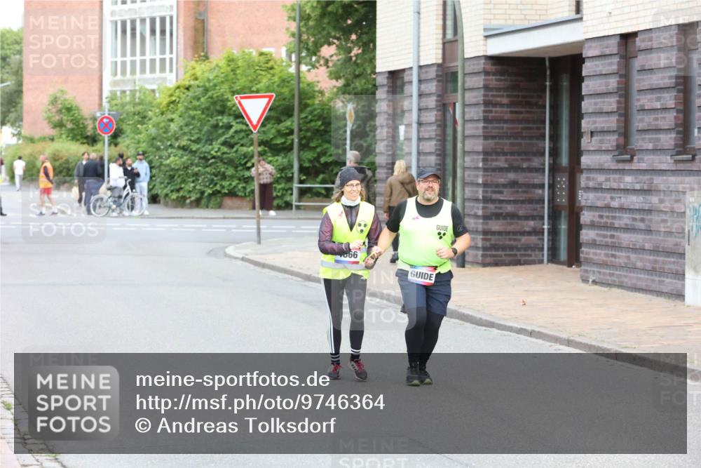 12.06.2026 - Holstenköstenlauf Andreas Tolksdorf http://msf.ph/oto/9746364 12.06.2026 19:15:39 Laufen  meine-sportfotos.de