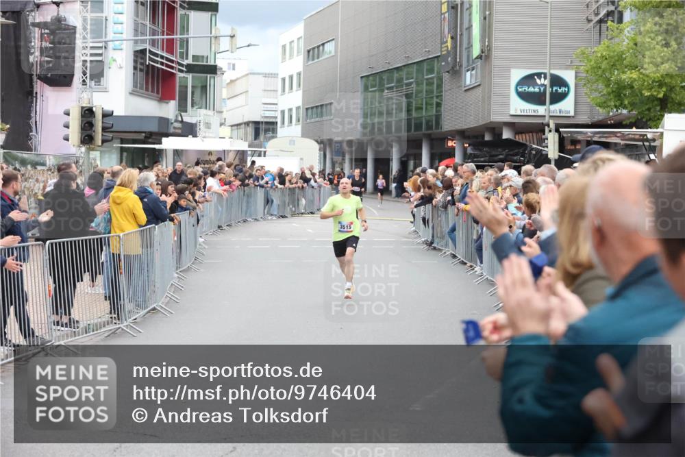 12.06.2026 - Holstenköstenlauf Andreas Tolksdorf http://msf.ph/oto/9746404 12.06.2026 19:38:53 Laufen 3515 meine-sportfotos.de