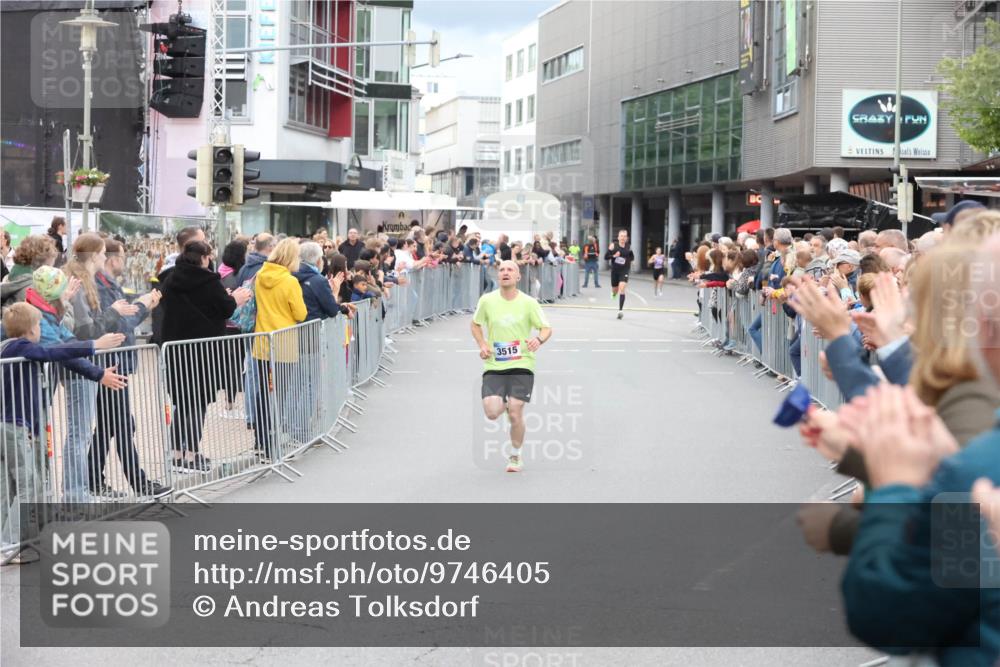 12.06.2026 - Holstenköstenlauf Andreas Tolksdorf http://msf.ph/oto/9746405 12.06.2026 19:38:54 Laufen 3515 meine-sportfotos.de